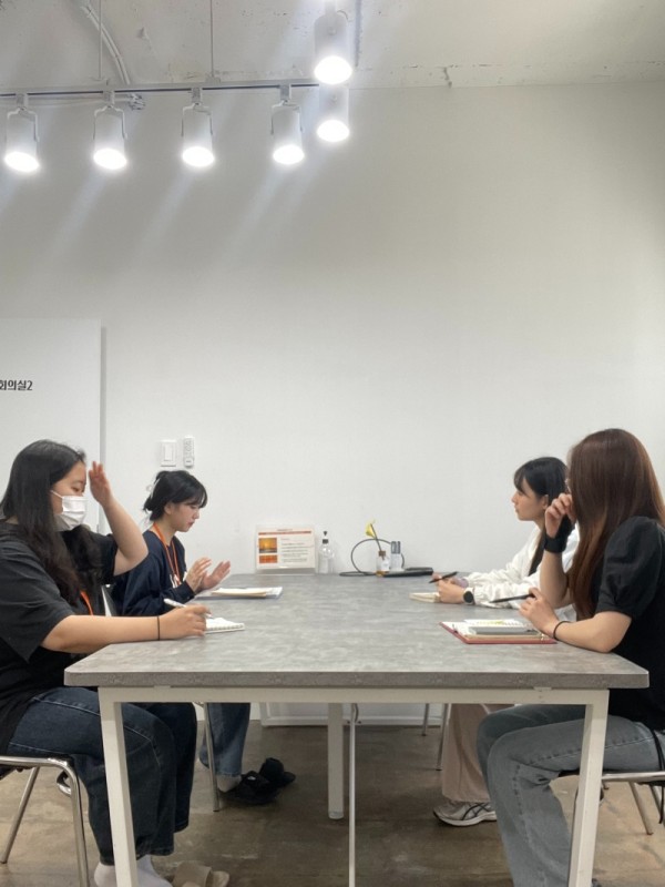 0630 채널관리팀 오전회의.jpg