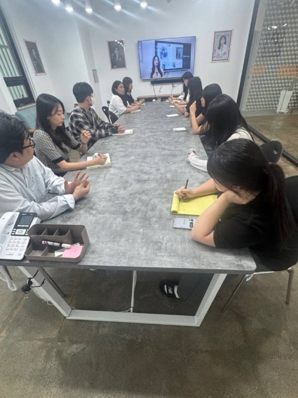 0806 종합광고팀 오전회의.jpg